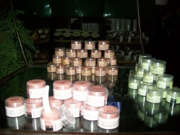 Fruity Kiss! Lip Balm - Image 2